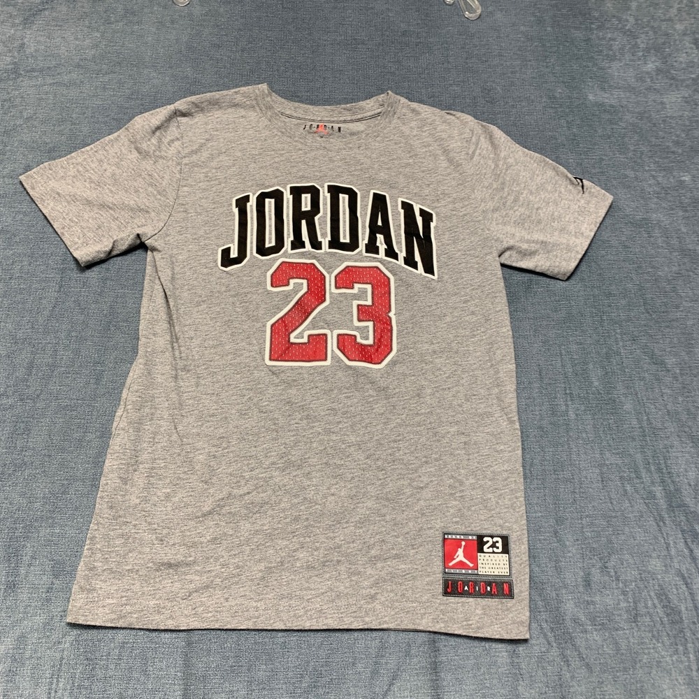 Air Jordan Practice Flight T-Shirt Boys XL 13-15Y Gray Graphic Logo Short Sleeve